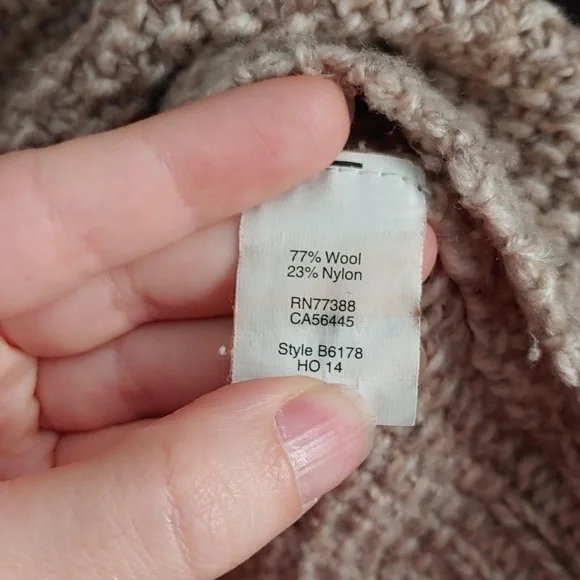 Madewell x Sezane oversized oatmeal beige knit sweater - Picture 6 of 6